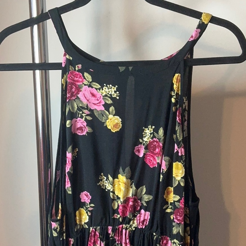 Floral Black Dress Torrid Bandana High Neck Halter
Style Hi-Low Midi Dress - Picture 4 of 8